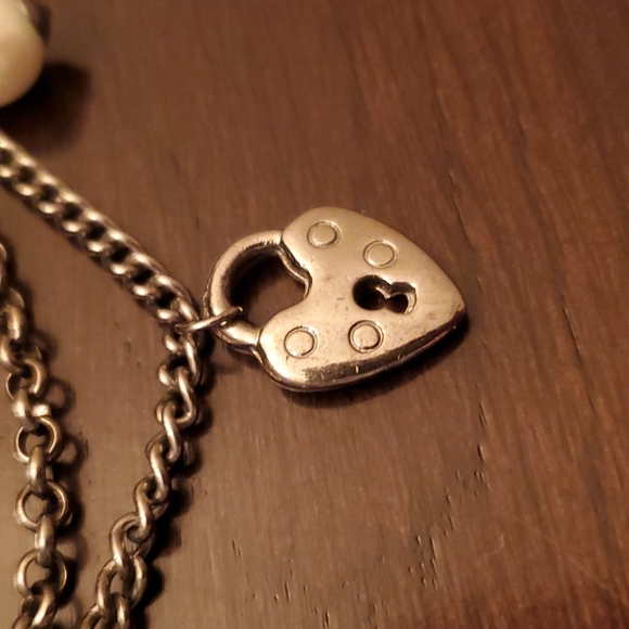 🦋5/$15 Vintage Heart Lock & Key Choker - Picture 2 of 5